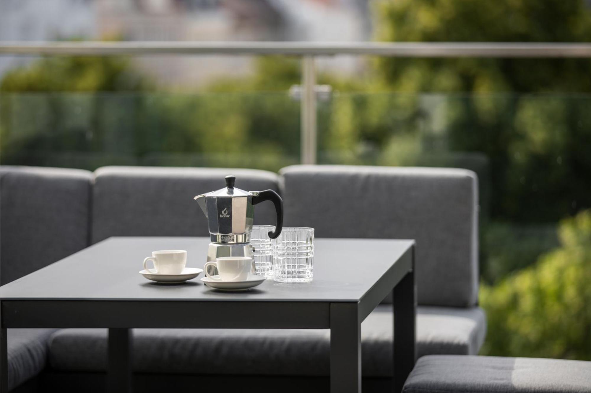 Skyline Mit Terrasse Close To Lakes Wien